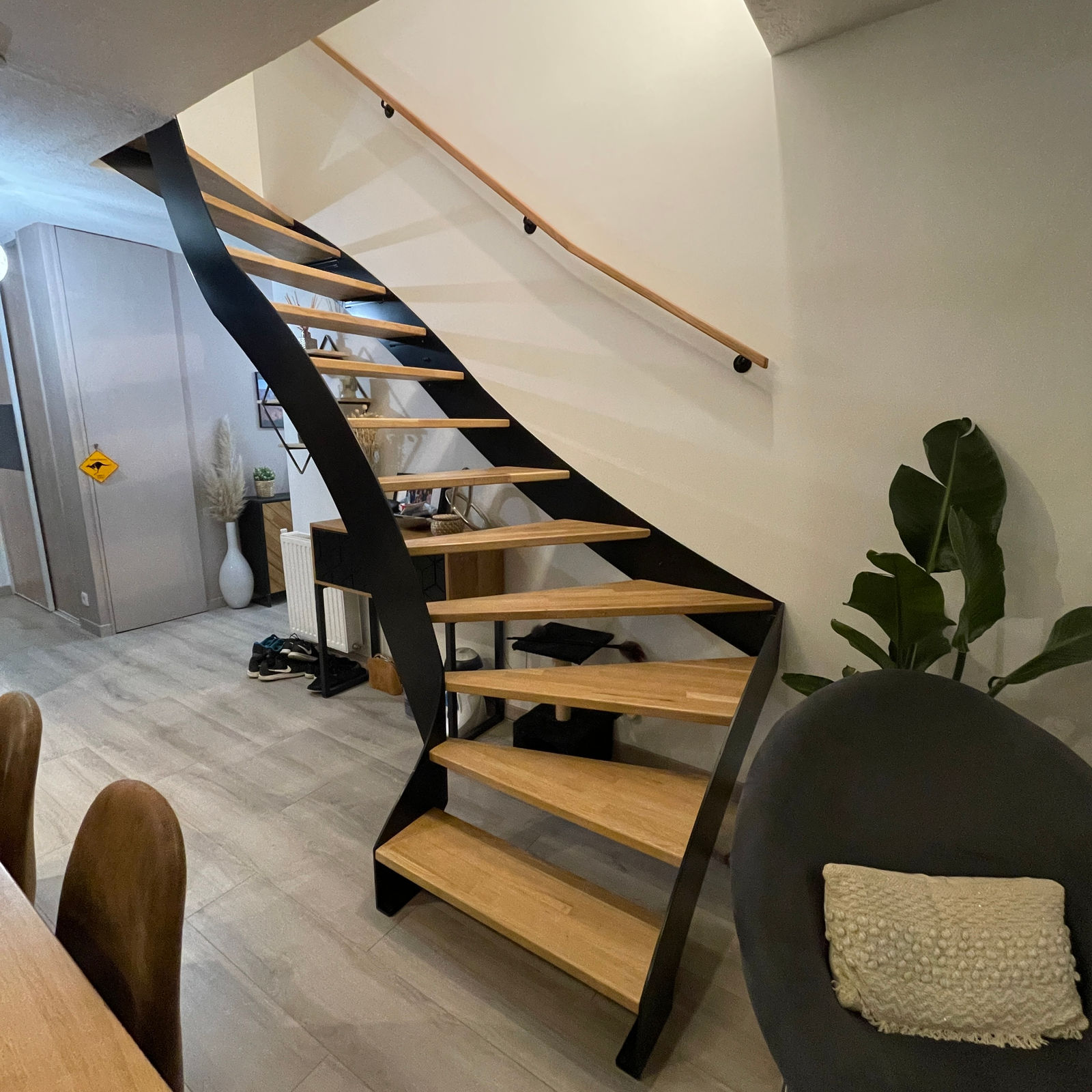 Escalier hélicoïdal acier et bois