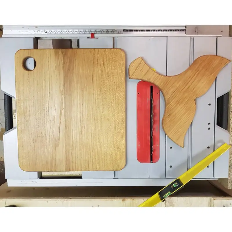 2 belles planches en chêne pour découper, présenter vos… — Autres réalisations Alliage Mobilier