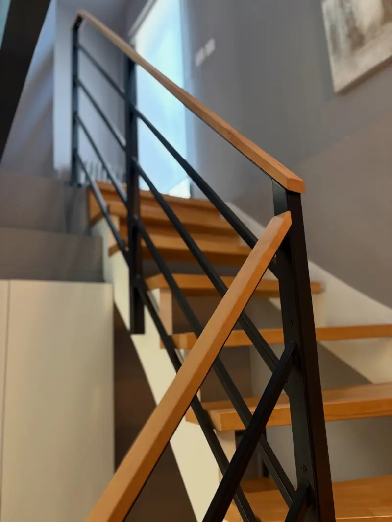 Élégance et sur-mesure — Escalier Alliage Mobilier