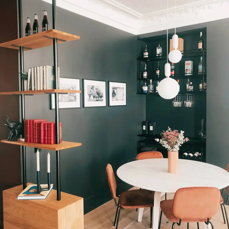 Ensemble d'aménagements pour un superbe appartement — Garde-corps Alliage Mobilier