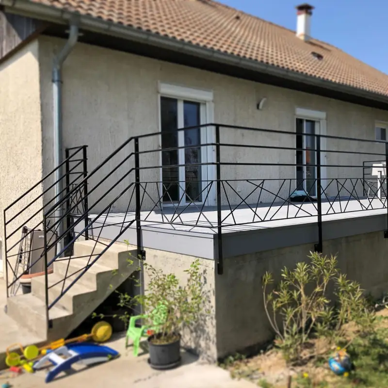 Garde-corps sur mesure en acier thermolaquée — Garde-corps Alliage Mobilier