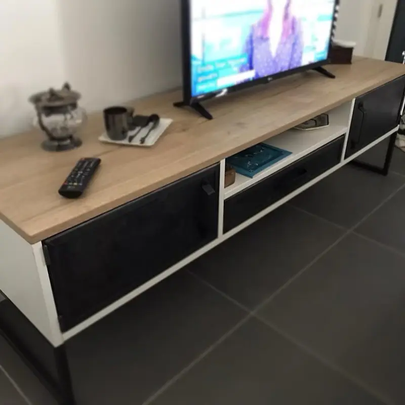 Meuble TV sur mesure en stratifié chêne et mélaminé blanc — Mobilier Alliage Mobilier