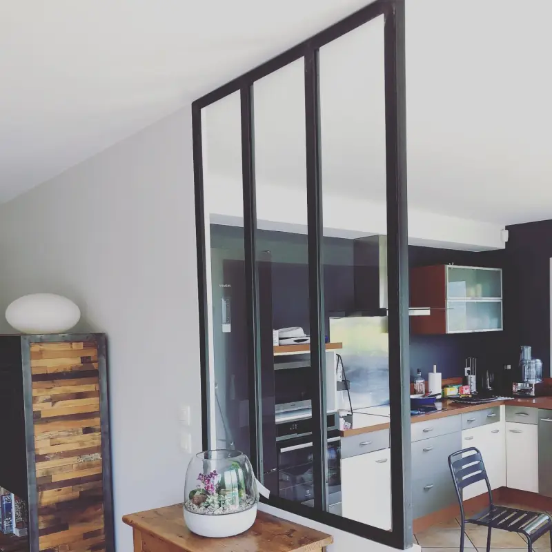 Très belle verrière en acier finition huilée — Verrière Alliage Mobilier
